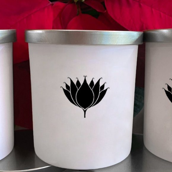 VEGAN SOY WOLFGANG & ISABELLA CANDLE - CHOOSE YOUR SCENT- BURNS FOR 70+ HOURS - Picture 3 of 6